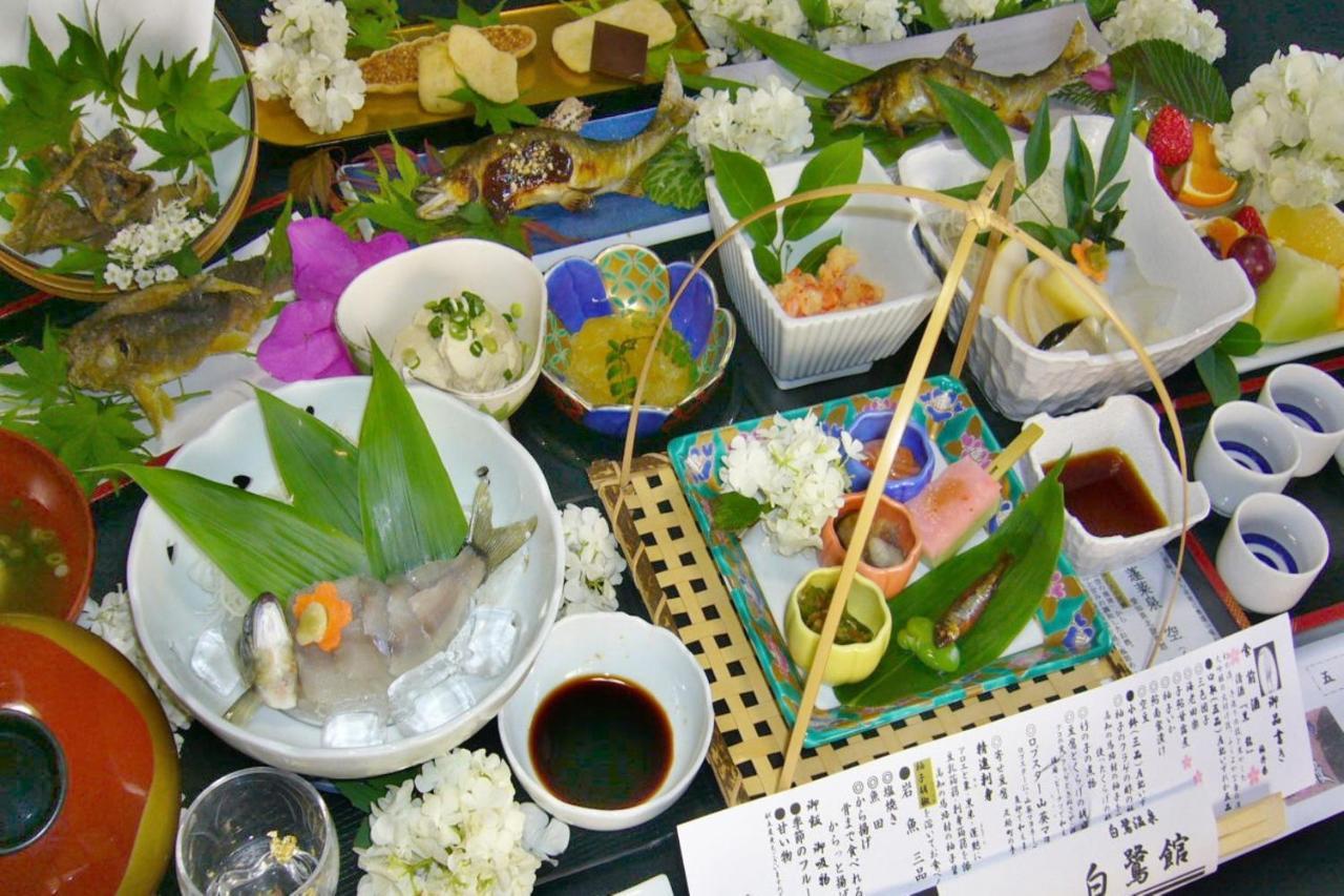 Tabist Shirasagi-Onsen Shirasagikan Hotell Toyota  Exteriör bild